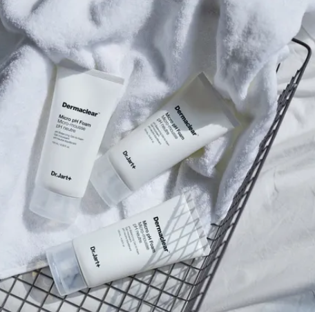 DR JART Dermaclear Micro pH Foam Cleanser